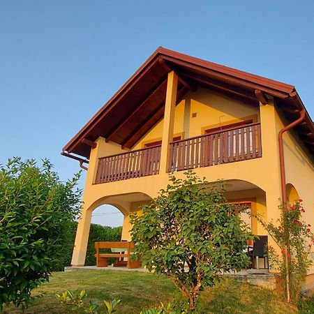 Holiday House And Apartments Vale Duga Resa Exteriér fotografie